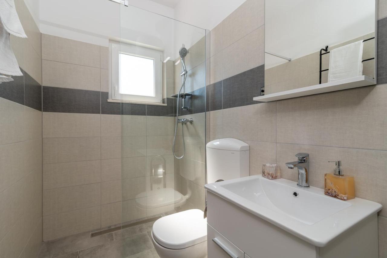 Apartmani Ante & Sime Trogir Exterior photo