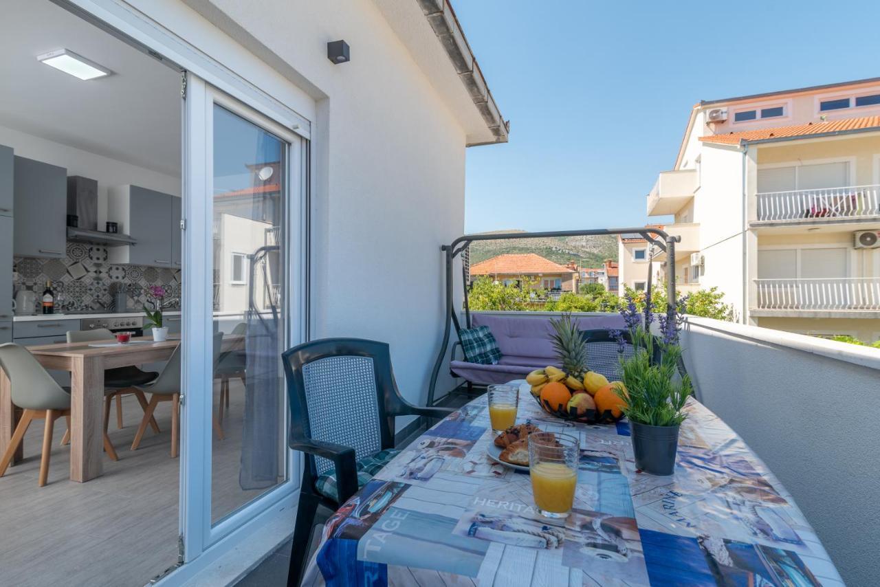Apartmani Ante & Sime Trogir Exterior photo